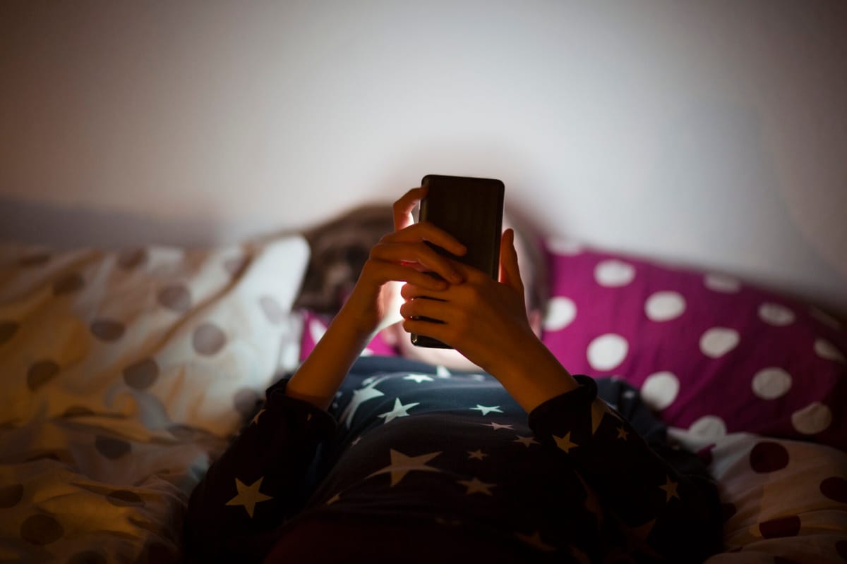 Should we ban smartphones for under 16?